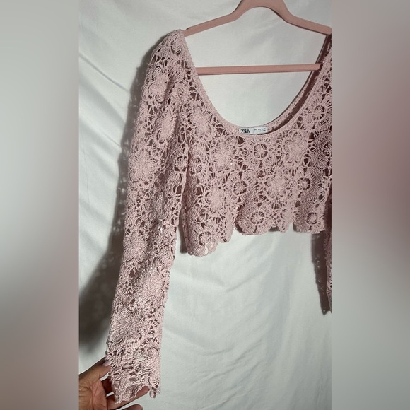 Zara Blush Pink Crochet Lace-Look Long Sleeve Crop Top, Size Large, NWOT. Boho - Picture 5 of 15